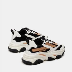Steve Madden Posession Black & Tan Sneakers